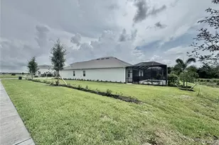 19227 Scallop Loop, Lakewood Ranch, FL 34211 - Photo 38