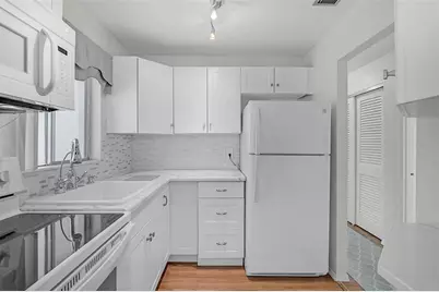 5940 Easy Street #K31, Bradenton, FL 34207 - Photo 8