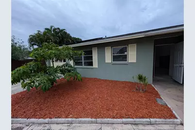 3646 Lakewood Drive, Sarasota, FL 34232 - Photo 2
