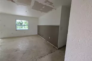 3646 Lakewood Dr, Sarasota, FL 34232 - Photo 12