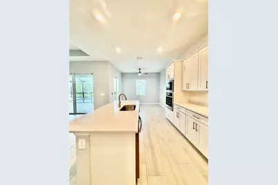 19227 Scallop Loop, Lakewood Ranch, FL 34211 - Photo 12