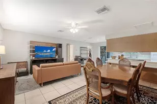 4498 Hidden River Rd, Sarasota, FL 34240 - Photo 6
