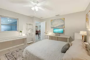 4498 Hidden River Rd, Sarasota, FL 34240 - Photo 22