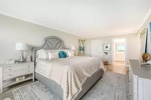 2425 Gulf Of Mexico Dr, Longboat Key, FL 34228 - Photo 12