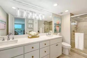 2425 Gulf Of Mexico Dr, Longboat Key, FL 34228 - Photo 14