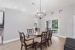 9693 58th St N, Pinellas Park, FL 33782 - Photo 4