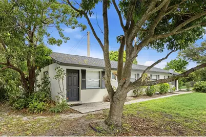 2047 & 2051 Fiesta Drive, Sarasota, FL 34231 - Photo 14