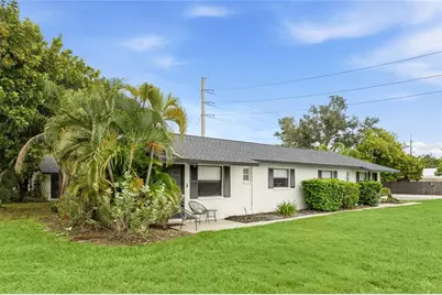 2047 & 2051 Fiesta Drive, Sarasota, FL 34231 - Photo 4