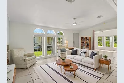 4928 Elizabeth Avenue, Sarasota, FL 34233 - Photo 4