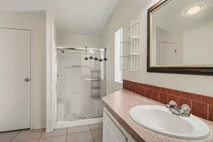 4928 Elizabeth Ave, Sarasota, FL 34233 - Photo 10