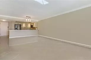 101 S Gulfstream Ave, Sarasota, FL 34236 - Photo 18