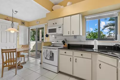 3001 Seawind Circle #10C, Venice, FL 34293 - Photo 10