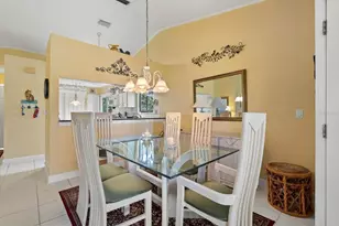 3001 Seawind Cir, Venice, FL 34293 - Photo 14