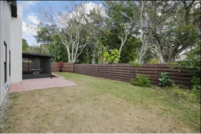 665 Eastpointe Parkway, Sarasota, FL 34232 - Photo 24