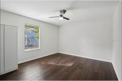 665 Eastpointe Parkway, Sarasota, FL 34232 - Photo 18