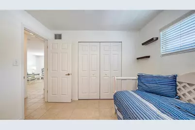 1749 Hillview Street #1, Sarasota, FL 34239 - Photo 16