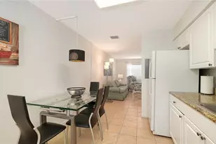 1749 Hillview St, Sarasota, FL 34239 - Photo 10