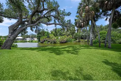 3643 Meridale Road, Sarasota, FL 34238 - Photo 8