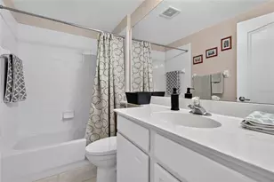 8415 Whispering Woods Ct, Bradenton, FL 34202 - Photo 36