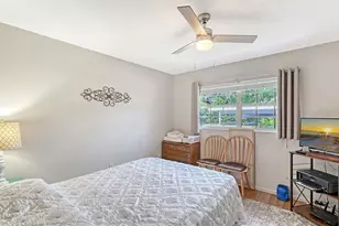2436 Golf Course Dr, Sarasota, FL 34234 - Photo 14