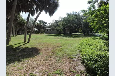905 Colonial Road, Venice, FL 34293 - Photo 28