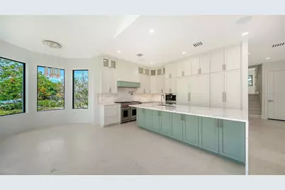1516 Ridgewood Lane, Sarasota, FL 34231 - Photo 22