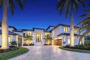 1516 Ridgewood Ln, Sarasota, FL 34231 - Photo 1