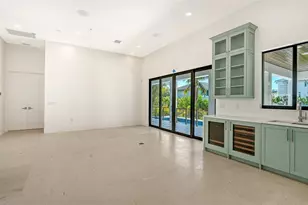 1516 Ridgewood Ln, Sarasota, FL 34231 - Photo 12