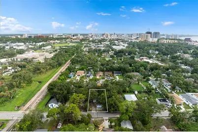 1468 19th Street, Sarasota, FL 34234 - Photo 2