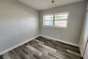 2001 Princeton Ave, Bradenton, FL 34207 - Photo 18