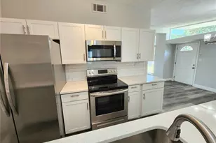 2001 Princeton Ave, Bradenton, FL 34207 - Photo 8