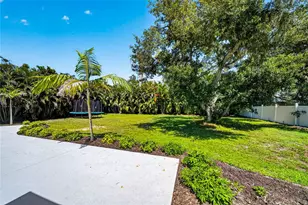 4711 Placid Cir, Sarasota, FL 34231 - Photo 34