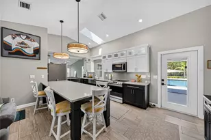 4711 Placid Cir, Sarasota, FL 34231 - Photo 16