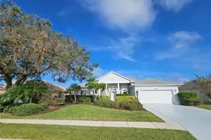 12109 Clubhouse Dr, Bradenton, FL 34202 - Photo 1