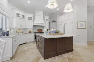 3360 Founders Club Dr, Sarasota, FL 34240 - Photo 16