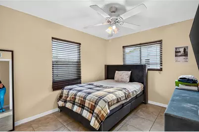2316 Powell Circle, Sarasota, FL 34234 - Photo 20