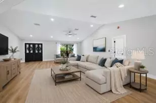 8822 Misty Creek Dr, Sarasota, FL 34241 - Photo 6