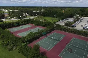 8822 Misty Creek Dr, Sarasota, FL 34241 - Photo 64