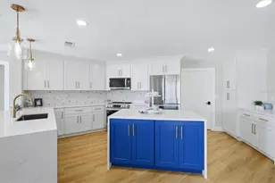 8822 Misty Creek Dr, Sarasota, FL 34241 - Photo 16