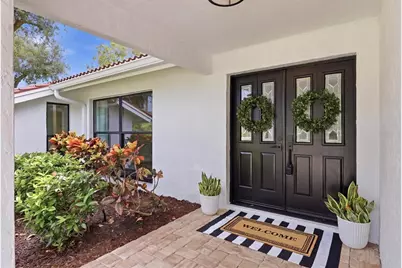 8822 Misty Creek Drive, Sarasota, FL 34241 - Photo 4