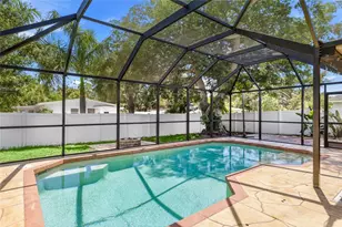 2324 Temple St, Sarasota, FL 34239 - Photo 2