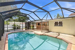2324 Temple St, Sarasota, FL 34239 - Photo 28