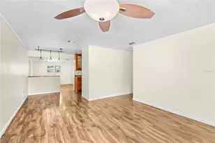 2324 Temple St, Sarasota, FL 34239 - Photo 10