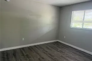 927 33rd Ave W, Bradenton, FL 34205 - Photo 16
