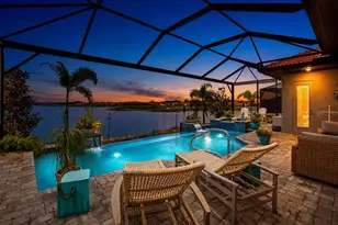 617 Maraviya Blvd, Nokomis, FL 34275 - Photo 2