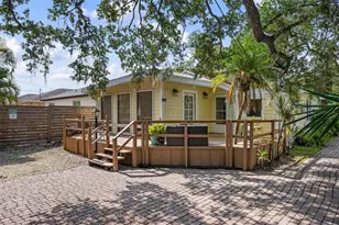 2245 Bahia Vista St, Sarasota, FL 34239 - Photo 1