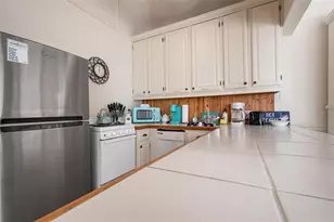 2245 Bahia Vista St, Sarasota, FL 34239 - Photo 8