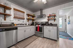 2245 Bahia Vista St, Sarasota, FL 34239 - Photo 20