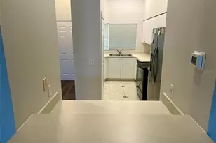 4236 Central Sarasota Pkwy, Sarasota, FL 34238 - Photo 6