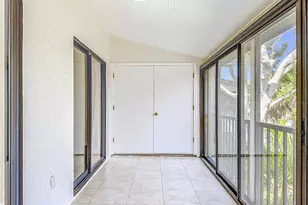 1601 Pelican Point Dr, Sarasota, FL 34231 - Photo 42